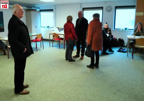 open huis de paperclip1