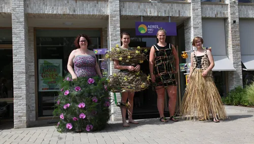 plantaardige kleding foto jerom letinga