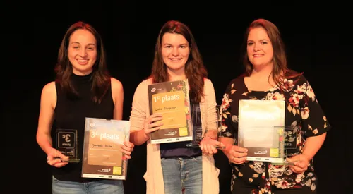 podium vbw flowercup 2018 met winnares lotte stegeman van aeres mbo velp in het midden fotograaf ron de vries