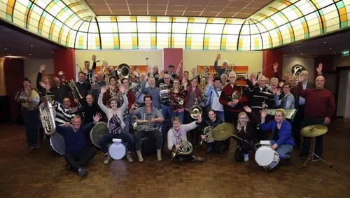 rhedens fanfare corps 2016 aangepast