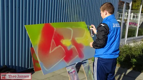 workshop graffiti spuiten en vloggen in velp 26 10 2022 10