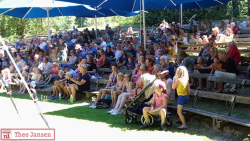 zomervoorstelling circus lorelly in openluchttheater de pinkenberg 2022 08 10 5