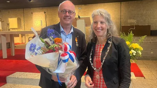 Paulus Johannes Maria Hendriksen - Lid in de Orde van Oranje-Nassau - gemeente Rheden