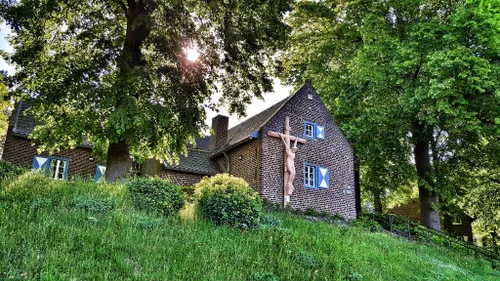 31948238 940255629471485 3773049462964879360 o