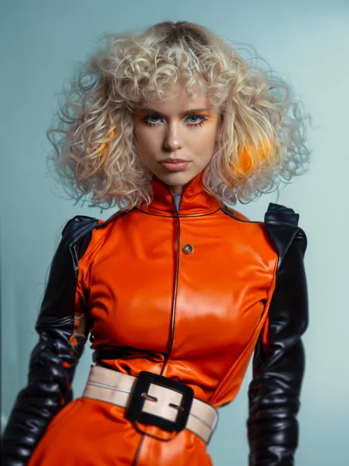 half blond marijke final 001