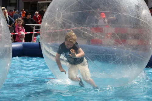 150427 ballenfestijn koningsdag 2014 hans van damme