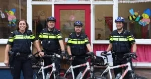 150623 politiebikers de stappen 300x157