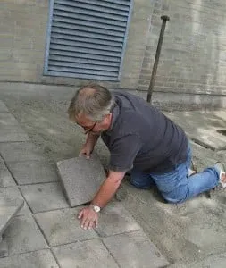 150708 cees look roosendaal raakt de noodbank 253x300