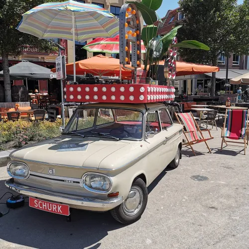 schurkenbiefstuk dj booth