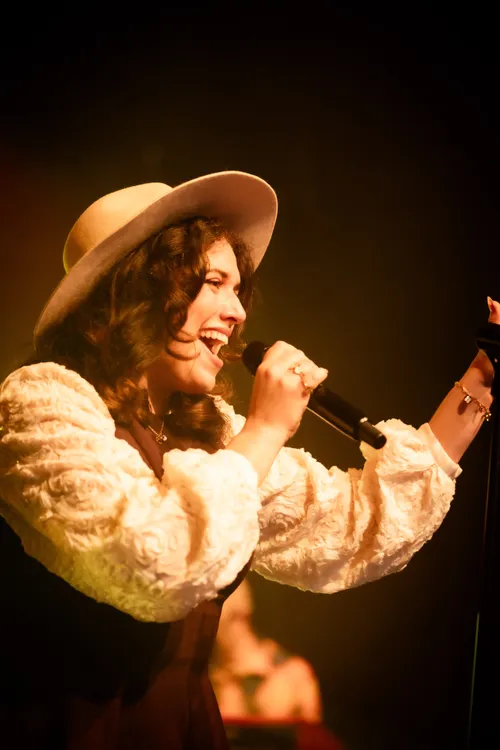 scher pearl roosendaal