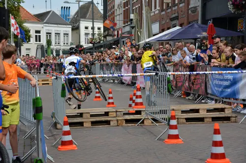 Hindernis Criterium 2