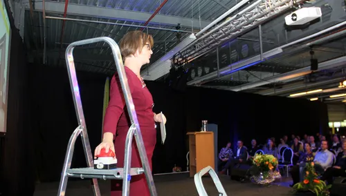 astrid verblakt opent nieuwe participatiehuis