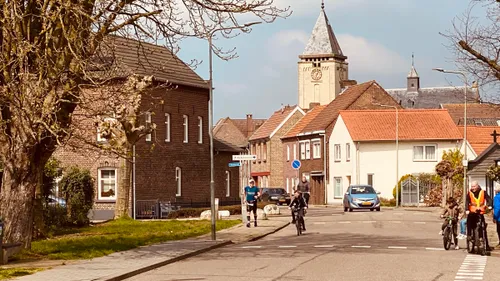 bart taks uit nieuwstadt onderweg naar de finish 2023 kennedymars