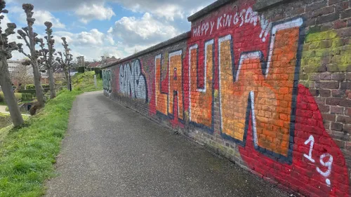 bekladde muur bij fort sanderbout 2021 1
