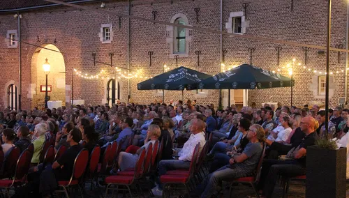 buitencinema limbricht cour