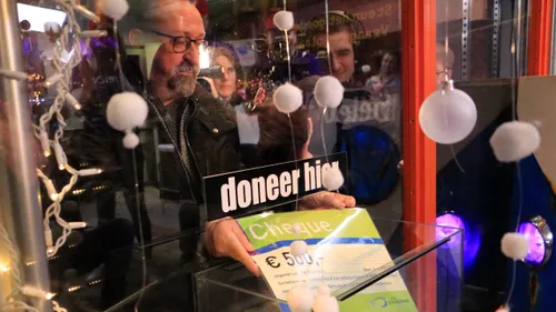 donatie cheque college bw glazen huis 2019