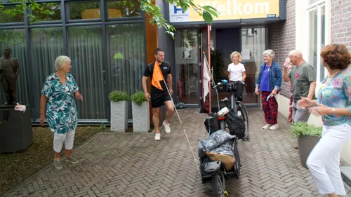 evelien en warming up van anytime fitness