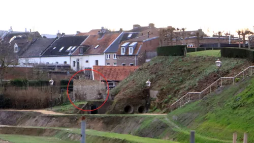fort snderbout met tuinbergingjpg