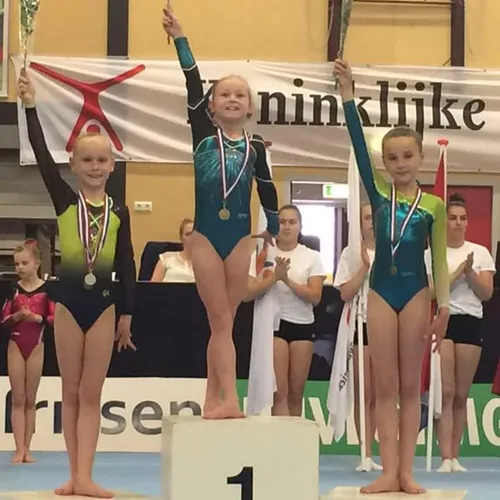 julie schmeitz eerste