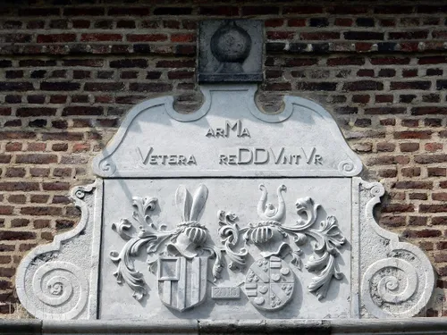 kasteel limbricht open kastelendag 2 gevelsteen