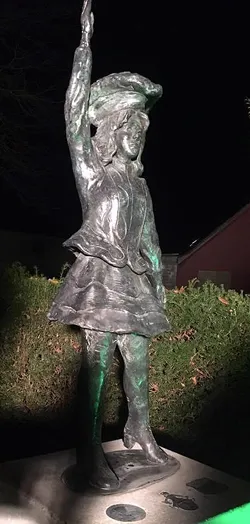 onthulling beeld sjoutvottte 2