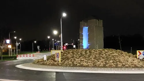 rotonde mauritslaan in de avond