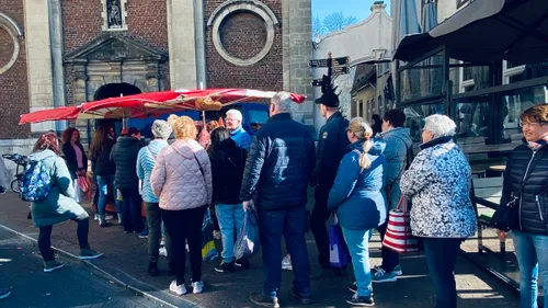 sint joep 2022 de spekkenman 2 rij klanten