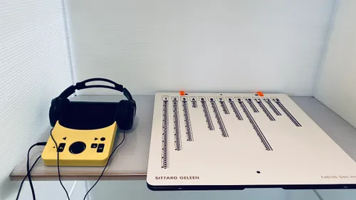 stemmal voor blinden en slechtzienden bij stembureau de oase