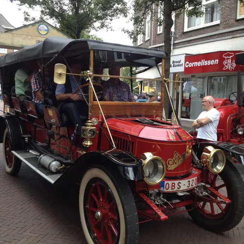 stovl stoomauto oldtimerparade geleen