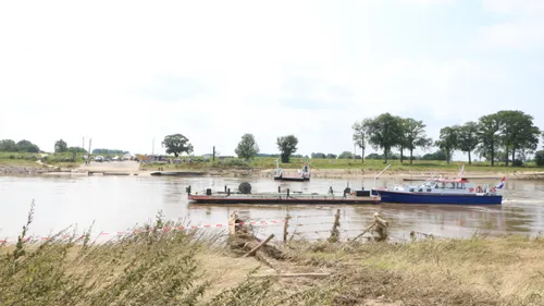 vlottrekken veerpont berg meeswijk 0