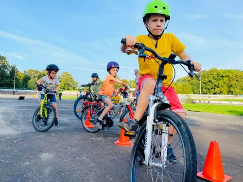 wielerbaan geleen fietsplezierfoto andrecc81 majewski