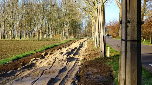 fietspad einighausen oude postbaan 2