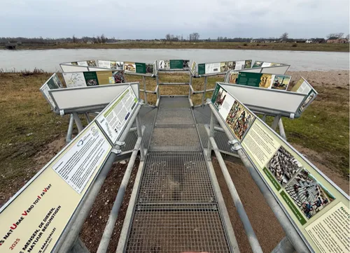 platform maas grevenbicht 1