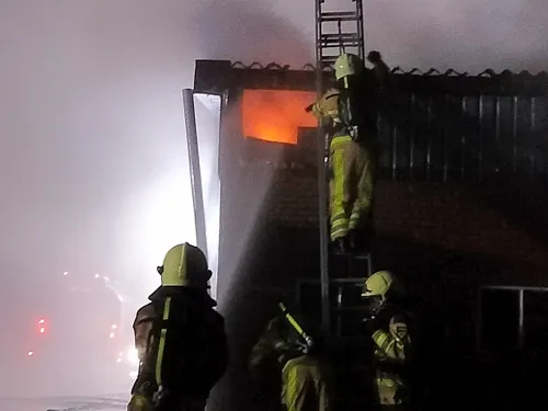 0b18d54d 38e5 402f b5c3 d074f9a76838