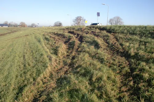 dijk rijspoorschade