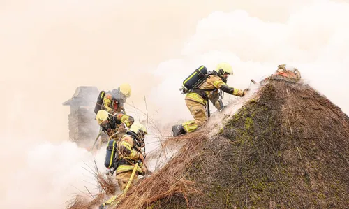 Rieten_dak_brand_1777371132