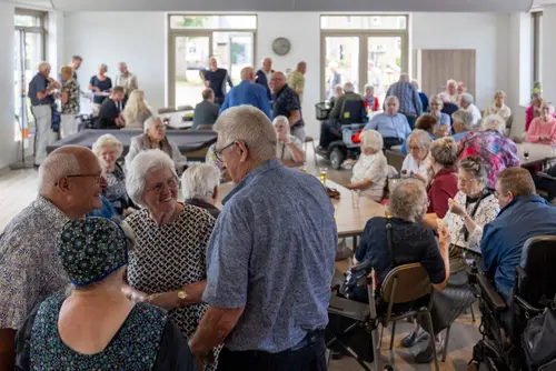 Drukte tijdens de opening van De Opstap - JacoHoeveFotografie