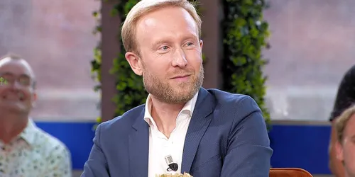 0713 raymond mens 1140x570