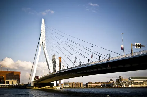erasmusbrug rotterdam1