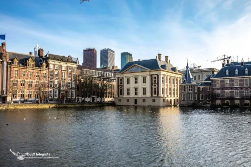 hofvijver en torentje