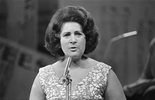 tv programma van liedjes die willy derby zong de zangeres zonder naam bestanddeelnr 922 9232