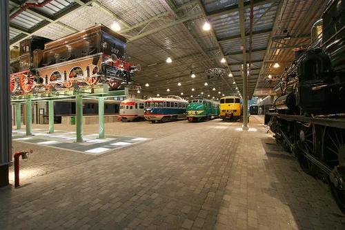 14702096516 100e263139 z