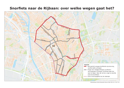 snorfiets naar de rijbaan