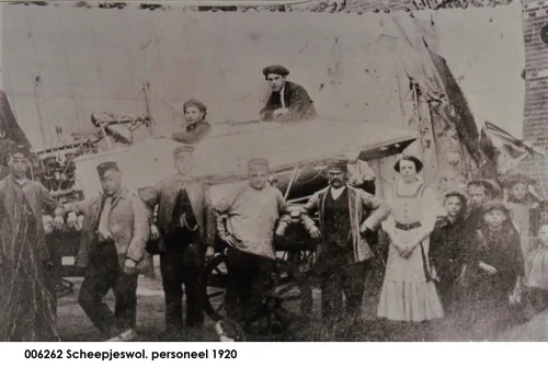 006262 foto scheepjeswol personeel 1920
