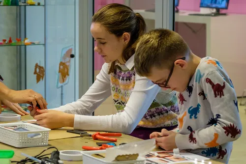 52582871837 7a69bb9d80 c