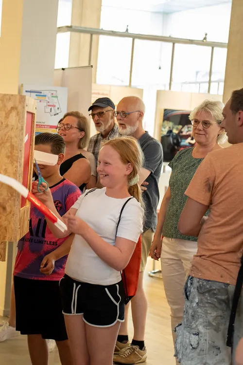 52978665948 f7e6e943fb c