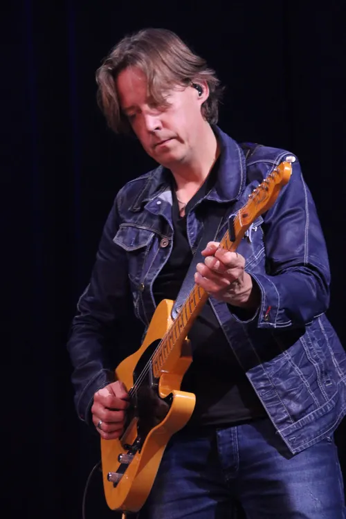 gitaris1 kopie nieuw