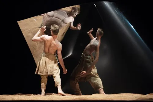 recirquel my land c tamas rethey prikkel 4 b