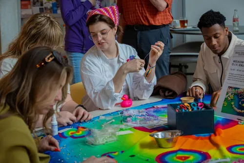 veenendaal pride diy knutseltafel