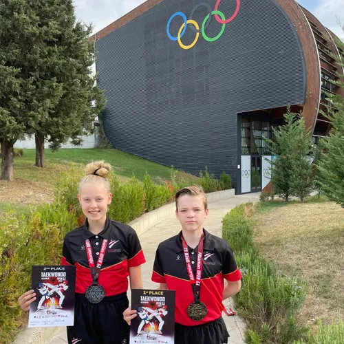 d1490732 0e4c 4a3d afad b0c4ef184f80